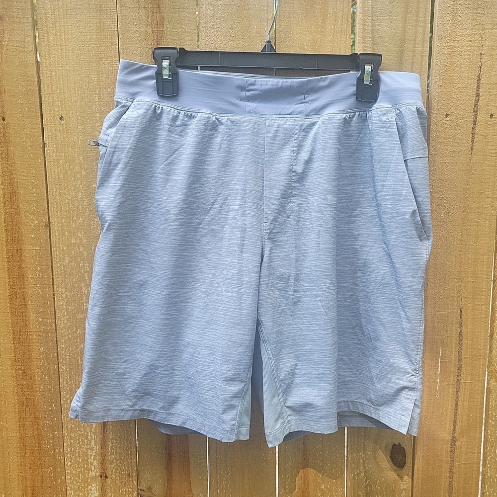 lululemon athletica Men's Light Gray Athletic Shorts